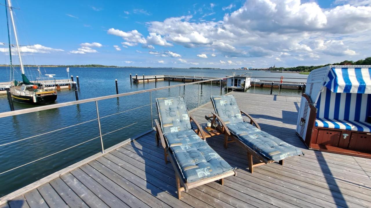 Hotel Hausboot Harmonie Stralsund Esterno foto